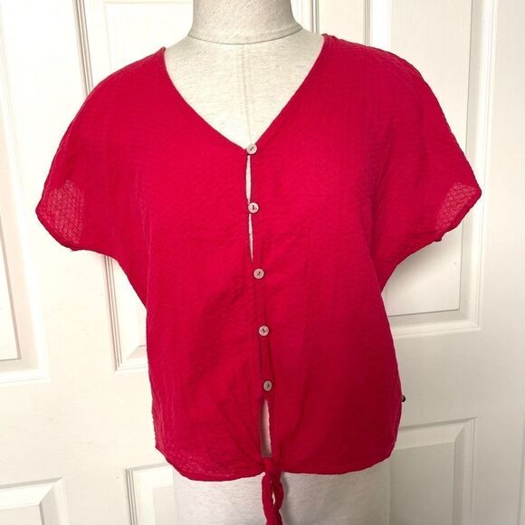 Universal thread tie front button down red top - Picture 3 of 12